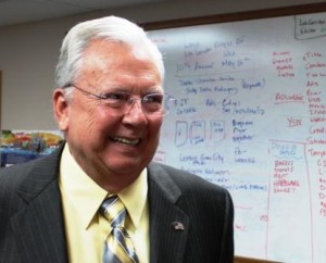 Los Cerritos Community Newspaper urges the election of George Ray to the Cerritos City Council on Tuesday, March 5.